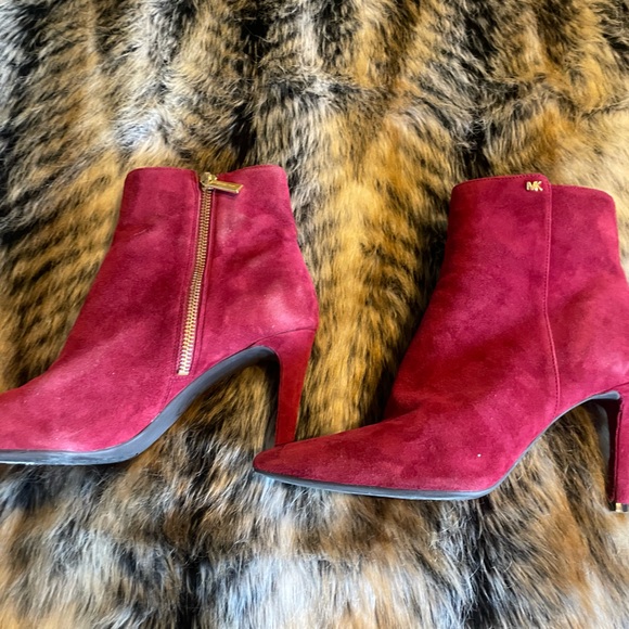 Michael Michael Kors cranberry suede booties - Picture 3 of 4